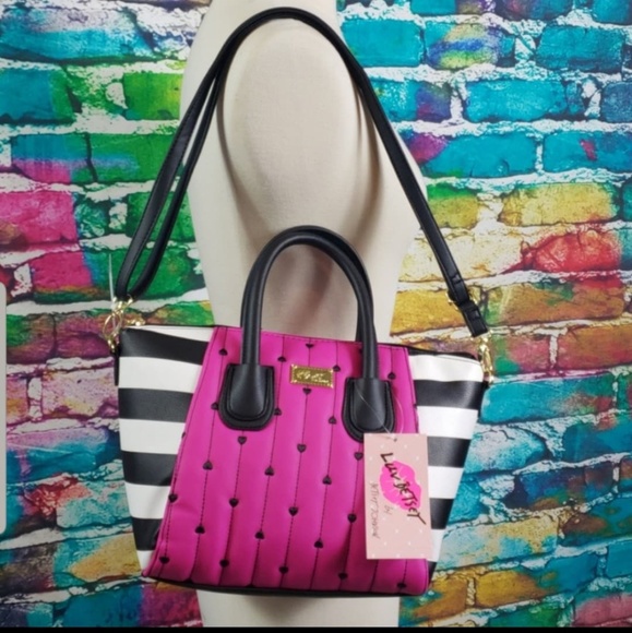 Betsey Johnson Handbags - Betsey Betsy Johnson Purse Pink Hearts NWT